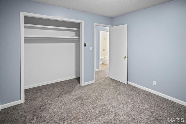 106 Lyndel, Pleasant Hill, IL 62366