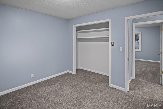 106 Lyndel, Pleasant Hill, IL 62366