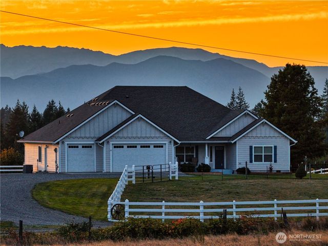 25965 Tytler Road NE, Poulsbo, WA 98370