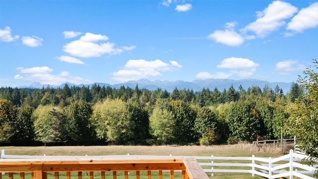 25965 Tytler Road NE, Poulsbo, WA 98370