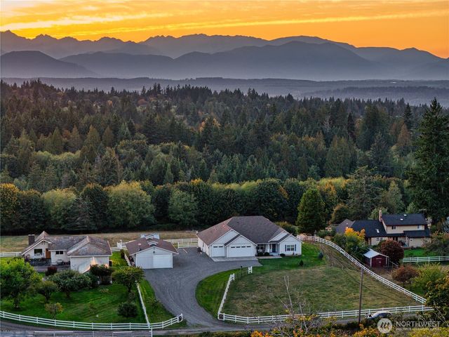 25965 Tytler Road NE, Poulsbo, WA 98370