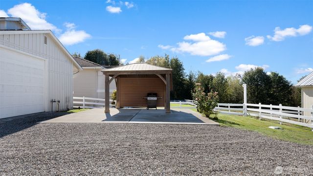 25965 Tytler Road NE, Poulsbo, WA 98370