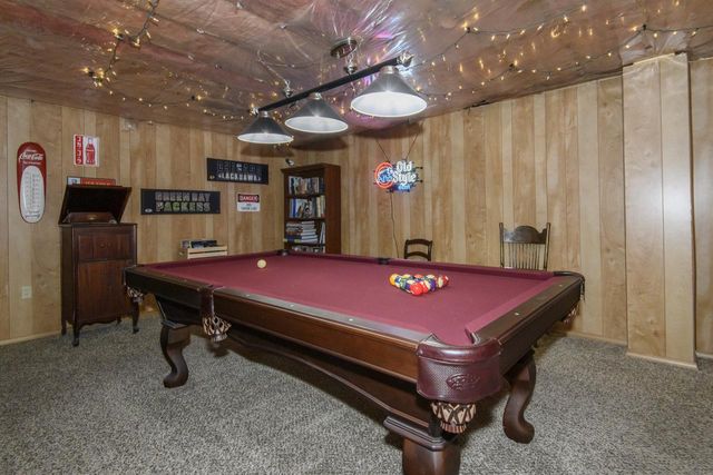2901 W Hilltop LANE, Franklin, WI 53132