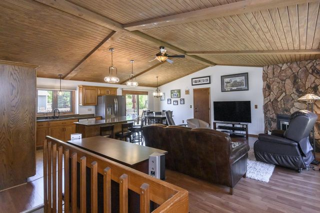 2901 W Hilltop LANE, Franklin, WI 53132