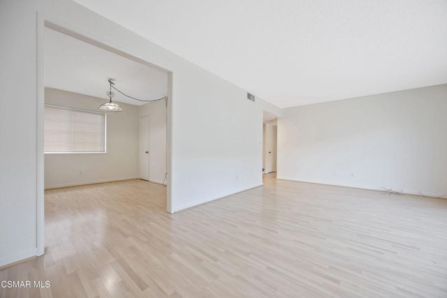 2087 Rhoda Street, Simi Valley, CA 93065
