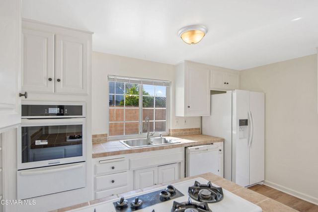 2087 Rhoda Street, Simi Valley, CA 93065