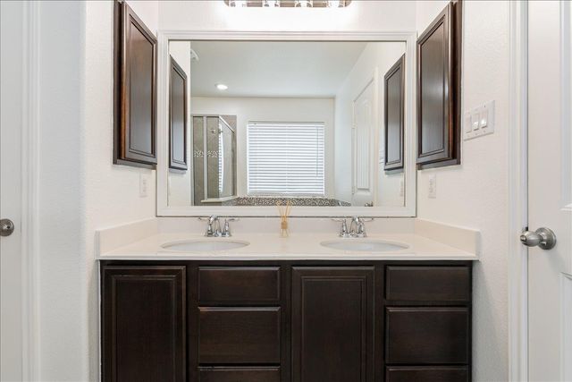 1015 Grande Mesa DR, Georgetown, TX 78626