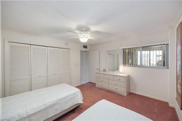 2150 Gulf Shore BLVD N 411, Naples, FL 34102