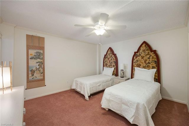 2150 Gulf Shore BLVD N 411, Naples, FL 34102