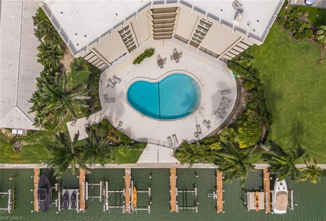 2150 Gulf Shore BLVD N 411, Naples, FL 34102