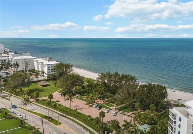 2150 Gulf Shore BLVD N 411, Naples, FL 34102