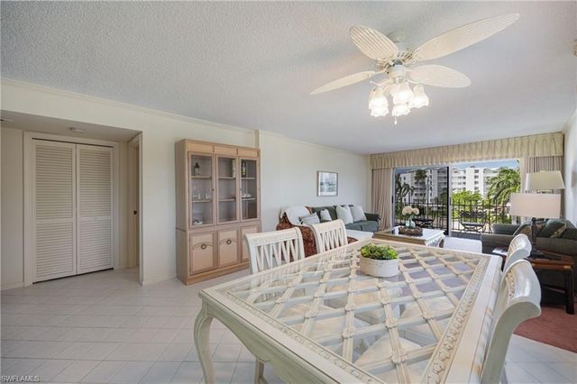 2150 Gulf Shore BLVD N 411, Naples, FL 34102