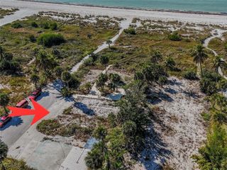 103 Gulf DR, Fort Myers Beach, FL 33931