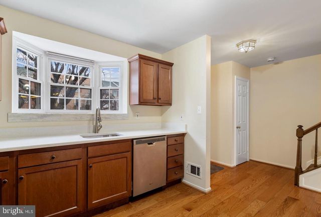 19 SPRING GLEN CT, Cockeysville, MD 21030