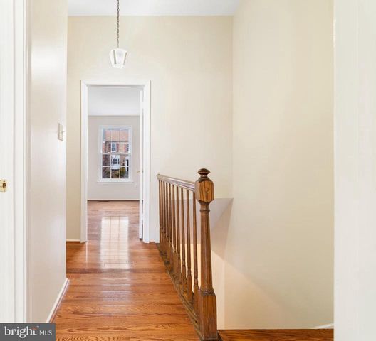 19 SPRING GLEN CT, Cockeysville, MD 21030