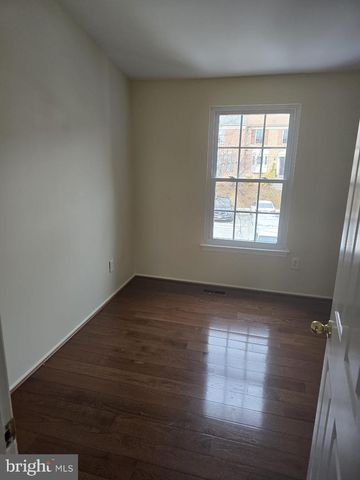 19 SPRING GLEN CT, Cockeysville, MD 21030