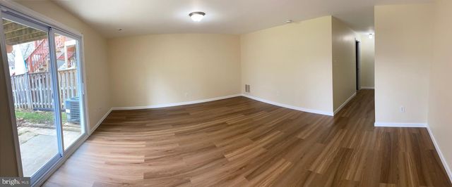 19 SPRING GLEN CT, Cockeysville, MD 21030