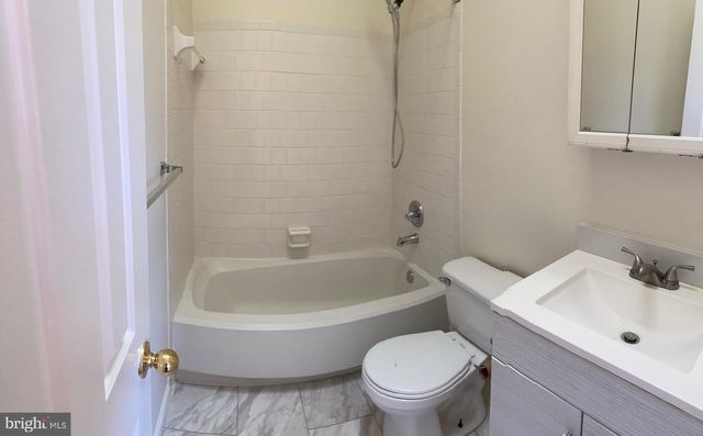 19 SPRING GLEN CT, Cockeysville, MD 21030