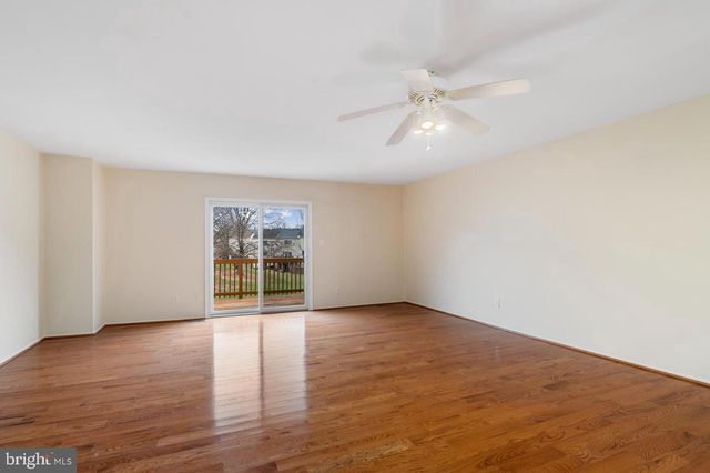 19 SPRING GLEN CT, Cockeysville, MD 21030