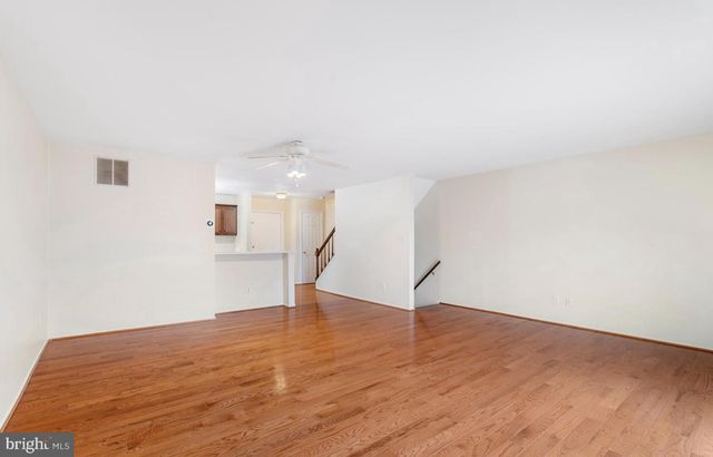 19 SPRING GLEN CT, Cockeysville, MD 21030