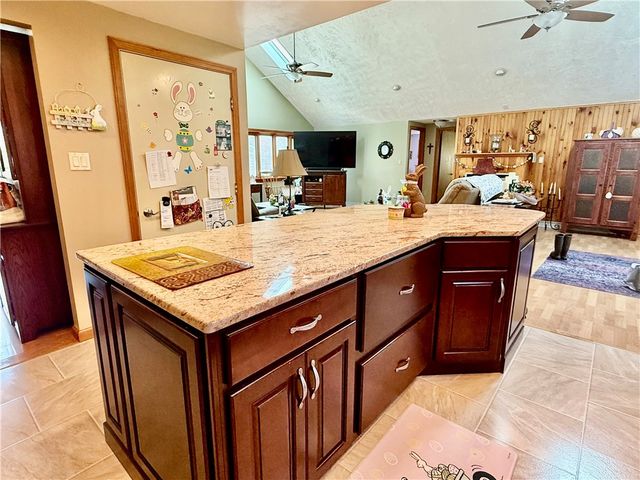 198 Leslie Rd, Middlesex Twp, PA 16059