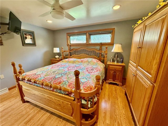 198 Leslie Rd, Middlesex Twp, PA 16059