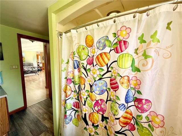 198 Leslie Rd, Middlesex Twp, PA 16059