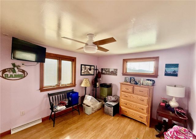 198 Leslie Rd, Middlesex Twp, PA 16059