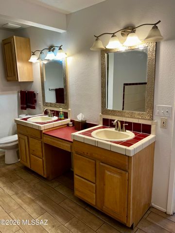 2922 W Ironwood Hill Drive, Tucson, AZ 85745