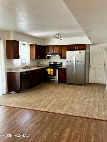 2922 W Ironwood Hill Drive, Tucson, AZ 85745