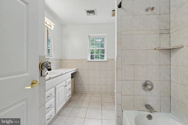 700 WRIGHT-DEBOW RD, Jackson, NJ 08527