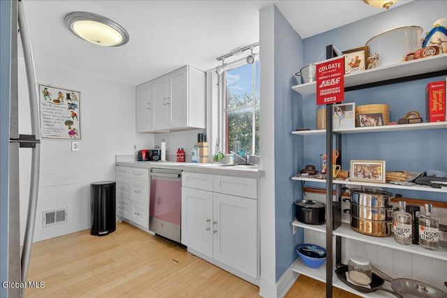 206 N Pearl Street 204, Albany, NY 12207