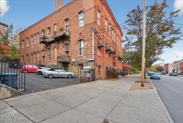 206 N Pearl Street 204, Albany, NY 12207