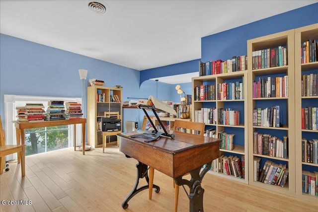 206 N Pearl Street 204, Albany, NY 12207