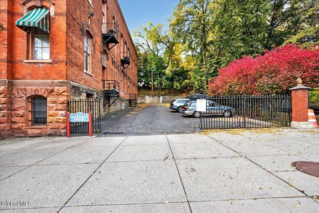 206 N Pearl Street 204, Albany, NY 12207