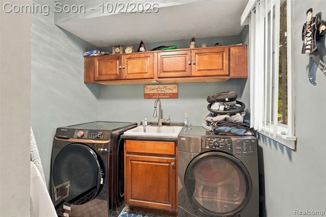 7630 Textile Road, Ypsilanti, MI 48197