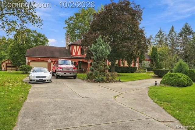 7630 Textile Road, Ypsilanti, MI 48197
