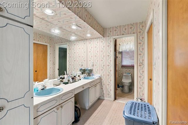 7630 Textile Road, Ypsilanti, MI 48197