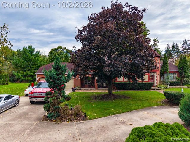 7630 Textile Road, Ypsilanti, MI 48197