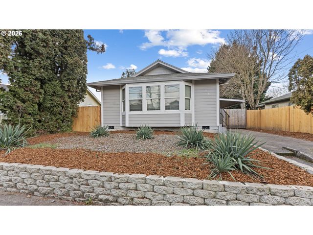 7305 N FENWICK Ave, Portland, OR 97217