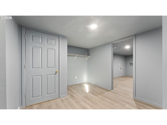 7305 N FENWICK Ave, Portland, OR 97217