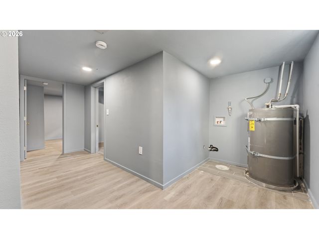 7305 N FENWICK Ave, Portland, OR 97217