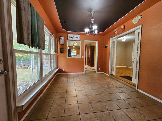 106 Jesse James Road, Pineville, MO 64856