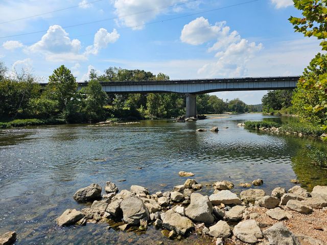 106 Jesse James Road, Pineville, MO 64856