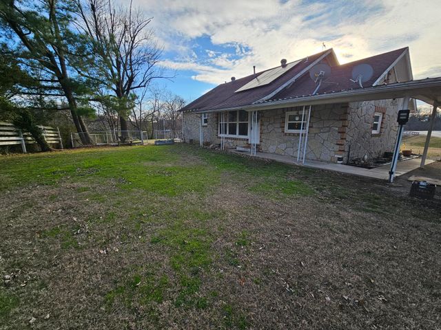 106 Jesse James Road, Pineville, MO 64856