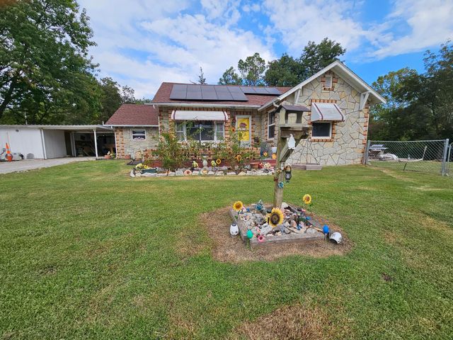 106 Jesse James Road, Pineville, MO 64856