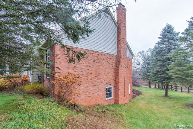 4090 Perryville Road, Ortonville, MI 48462