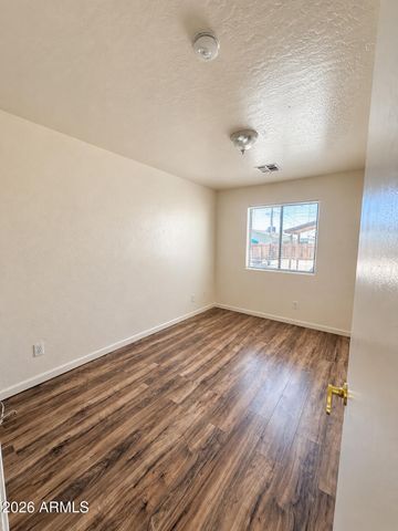 1212 S 11TH Avenue, Phoenix, AZ 85007