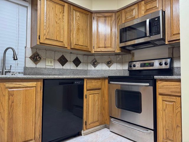 5200 Weslayan Street 311, Houston, TX 77005