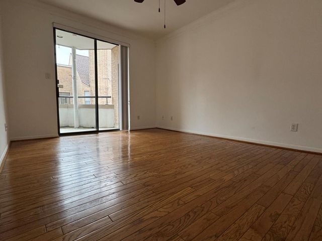 5200 Weslayan Street 311, Houston, TX 77005